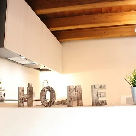 L'atelier Du Temps - Les Greniers Apartment *