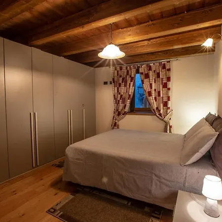 L'atelier Du Temps - Les Greniers Apartment