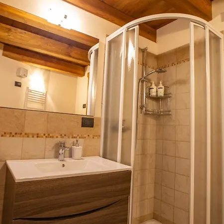 L'atelier Du Temps - Les Greniers * أَويستا