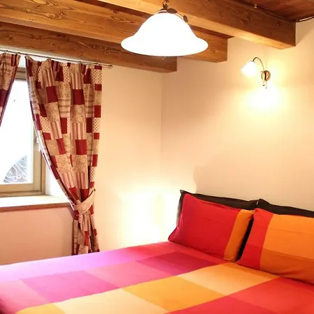 L'atelier Du Temps - Les Greniers Apartment *